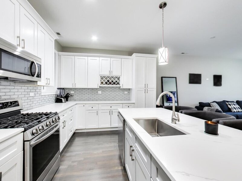 616 E 46th Street Chicago IL 60653