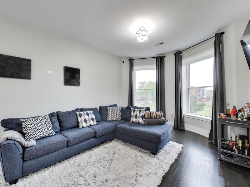 616 E 46th Street Chicago IL 60653