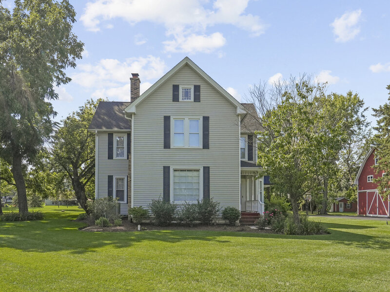 3614 Wolf Road Oswego IL 60543