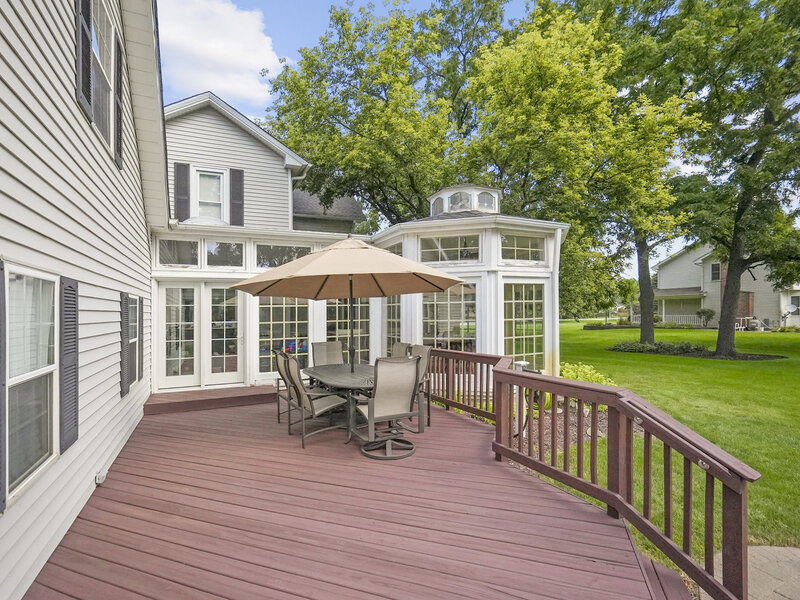 3614 Wolf Road Oswego IL 60543