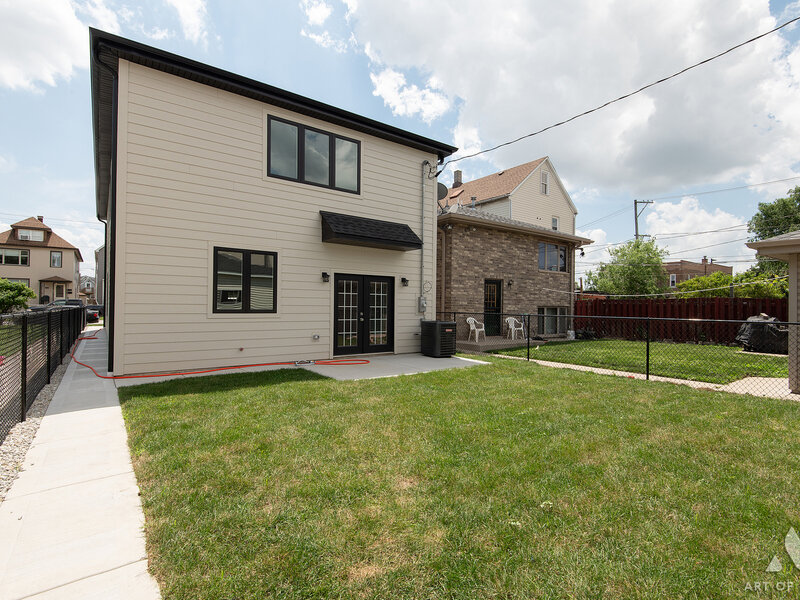 7610 W 60th Place Summit IL 60501