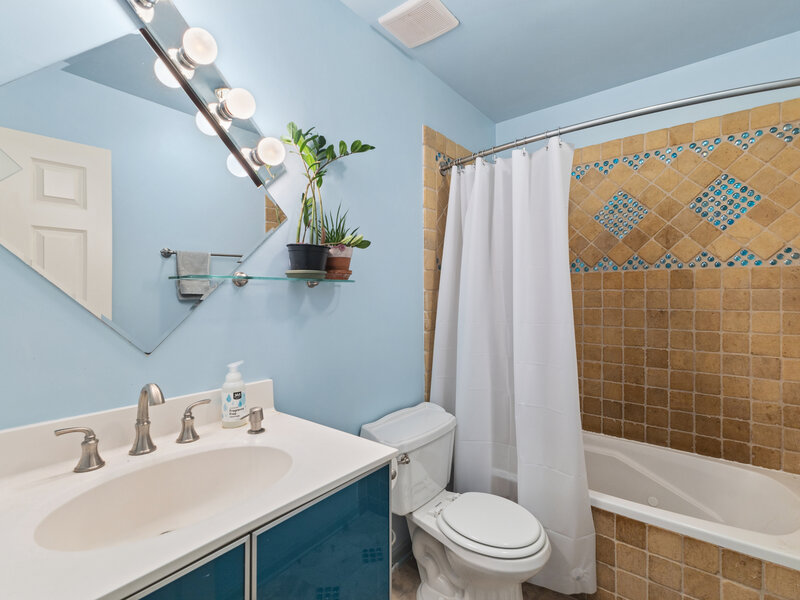 2 Cinnamon Creek Drive Palos Hills IL 60465