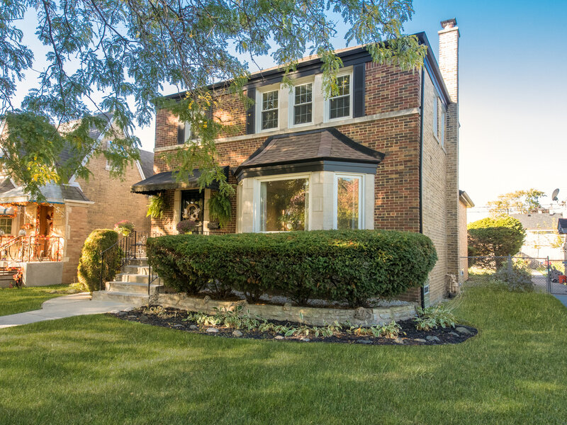 3312 N New England Avenue Chicago IL 60634