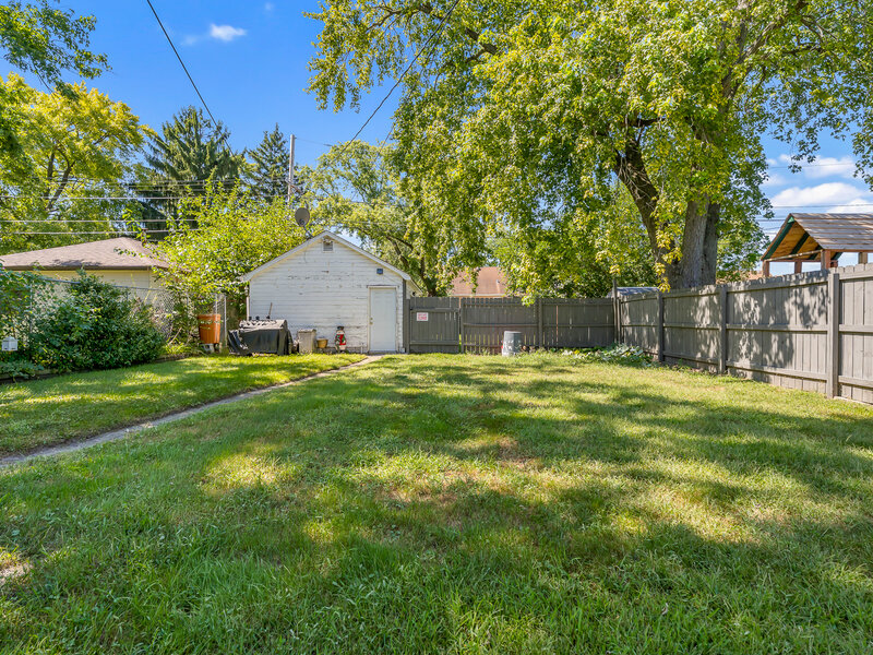 18032 Commercial Avenue Lansing IL 60438
