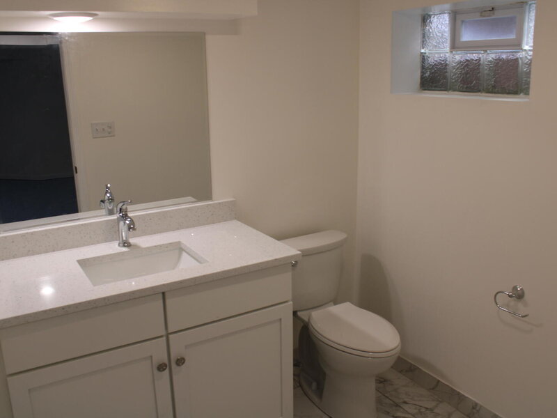 1052 W 111th Place Chicago IL 60643