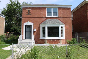 Photo of 1052 W 111th Place Chicago IL 60643