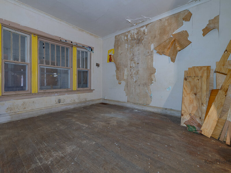 7141 S Woodlawn Avenue Chicago IL 60619
