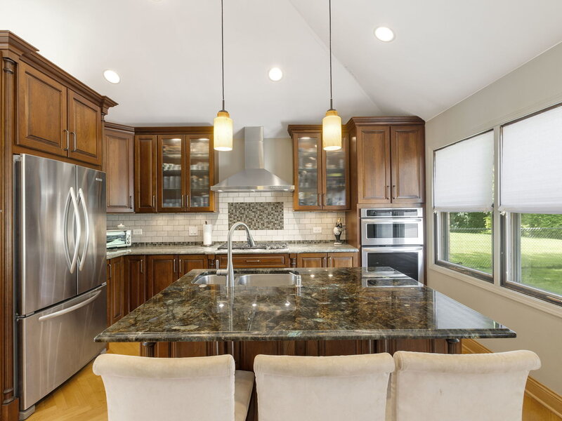 730 Castlewood Lane Deerfield IL 60015