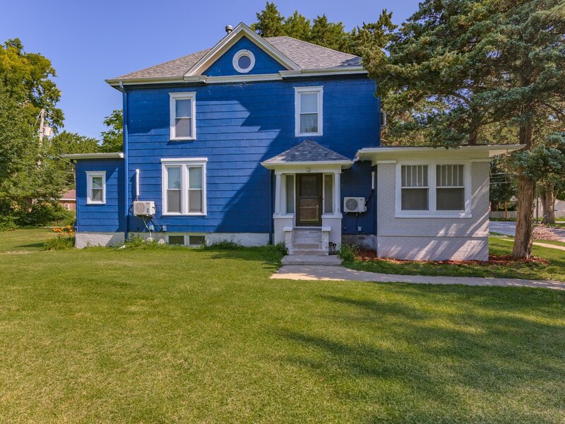 615 N Chicago Street Pontiac IL 61764
