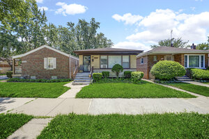 Photo of 1105 W 123rd Street Calumet Park IL 60827