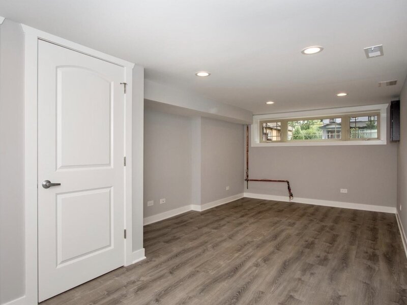 2432 N Neva Avenue Chicago IL 60707