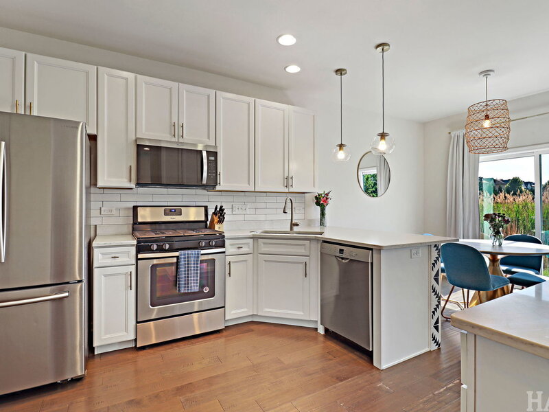 548 Silverton Drive Grayslake IL 60030