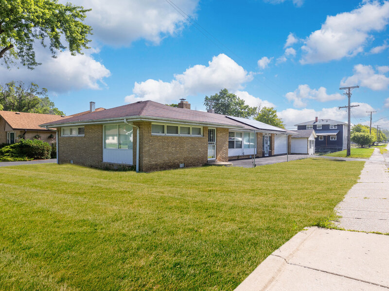 2934 186th Street Lansing IL 60438