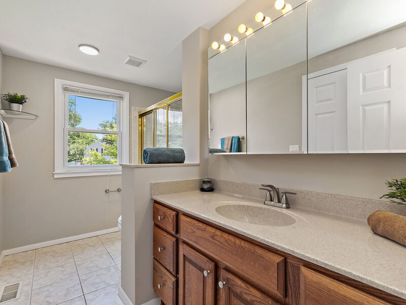 34 Paxton Lane Schaumburg IL 60194