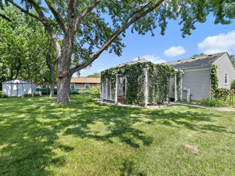 34 Paxton Lane Schaumburg IL 60194