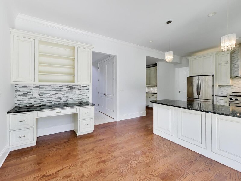 73 Locust Road Winnetka IL 60093