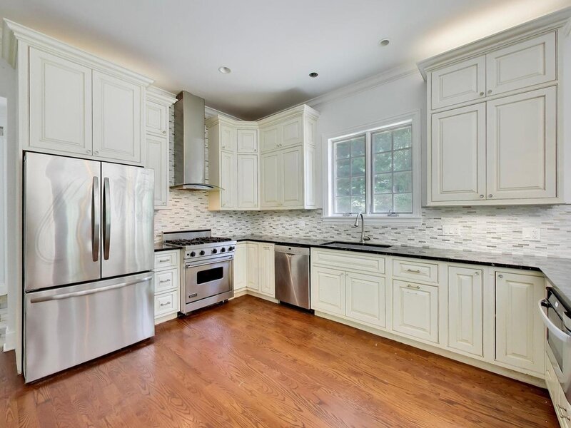 73 Locust Road Winnetka IL 60093