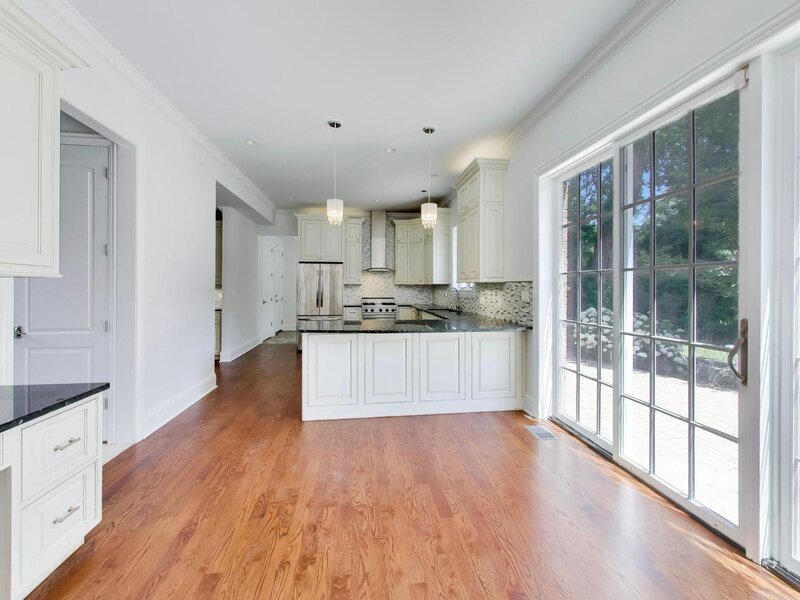 73 Locust Road Winnetka IL 60093