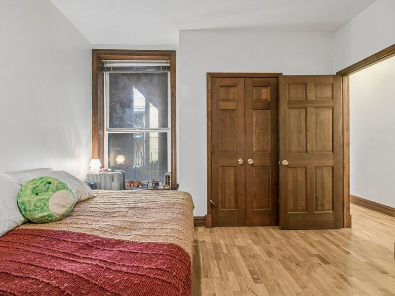 869 N Lasalle Street Chicago IL 60610