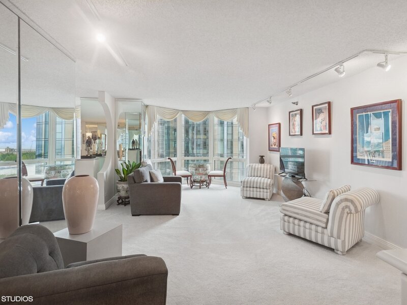 195 N Harbor Drive Chicago IL 60601