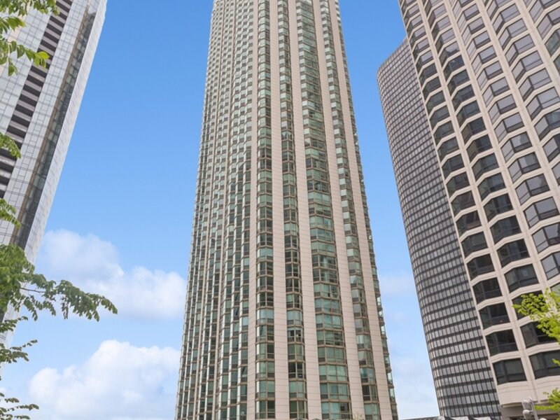 195 N Harbor Drive Chicago IL 60601