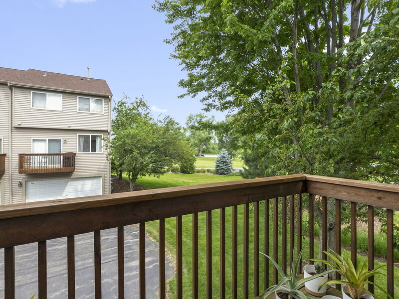 896 Cherry Creek Drive Grayslake IL 60030