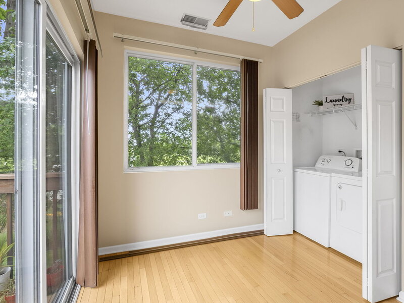 896 Cherry Creek Drive Grayslake IL 60030