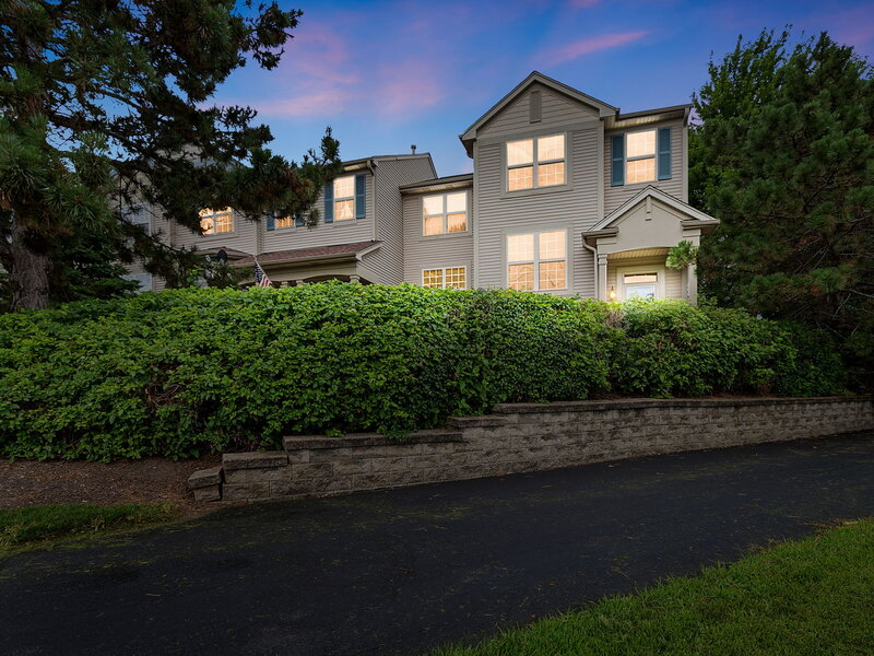 896 Cherry Creek Drive Grayslake IL 60030
