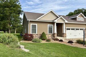 Photo of 1806 Lake Ridge Court Mahomet IL 61853 Unit 1806