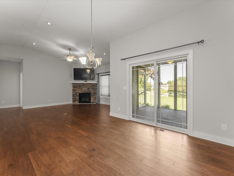 1806 Lake Ridge Court Mahomet IL 61853