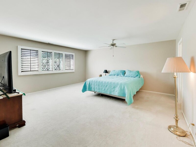 1204 Garfield Avenue Libertyville IL 60048