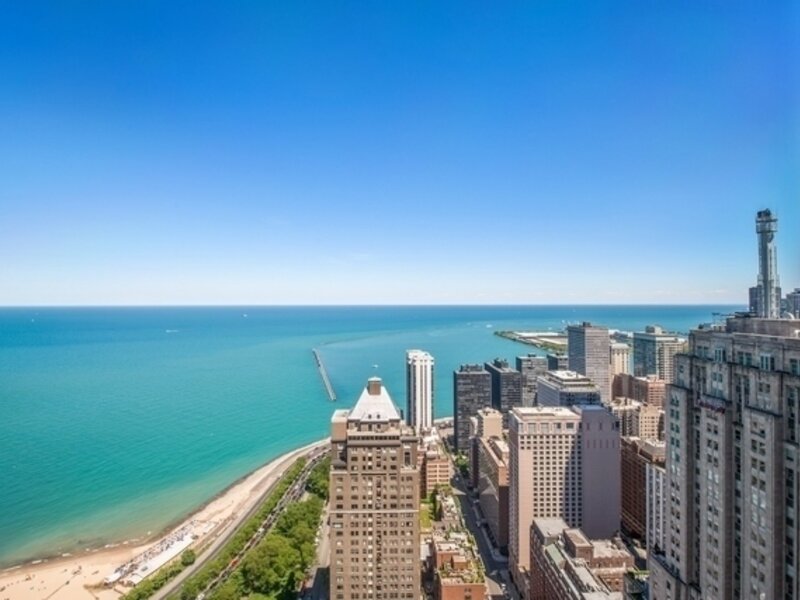 950 N Michigan Avenue Chicago IL 60611