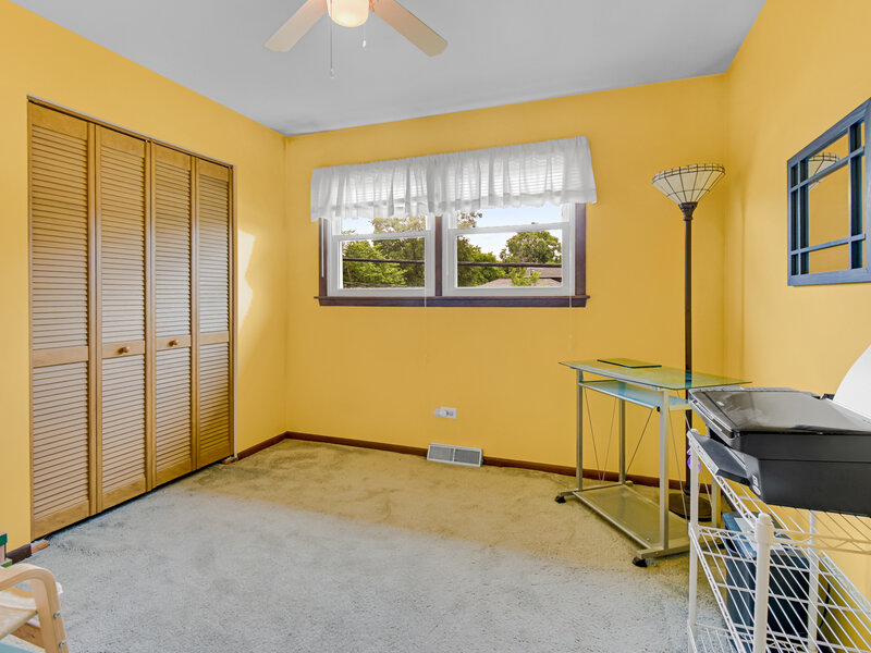 47 N Wabash Avenue Glenwood IL 60425