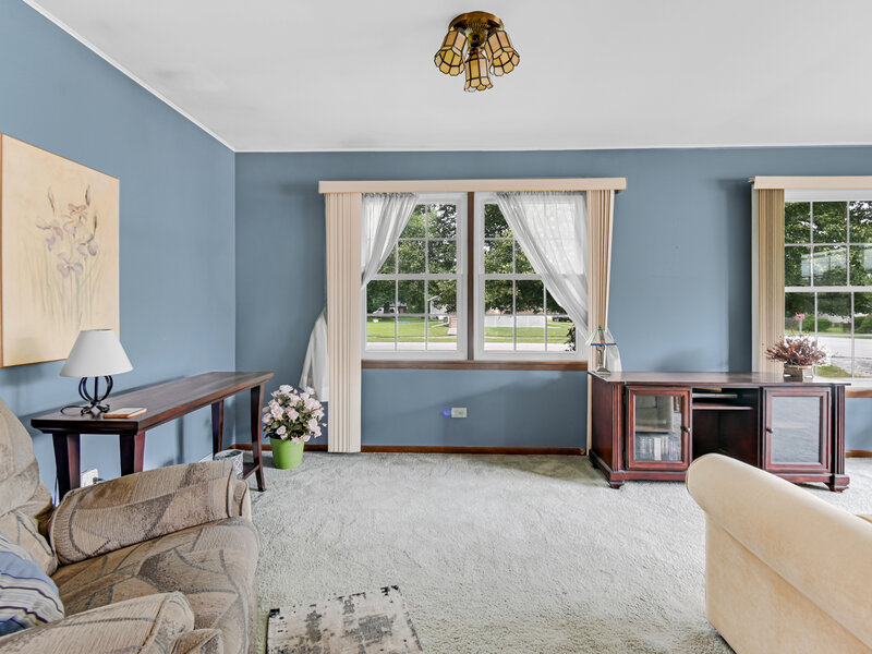 47 N Wabash Avenue Glenwood IL 60425