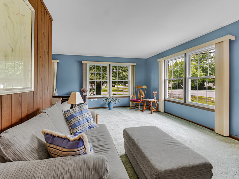 47 N Wabash Avenue Glenwood IL 60425