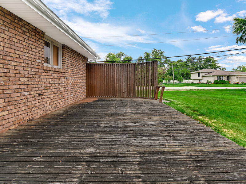 47 N Wabash Avenue Glenwood IL 60425