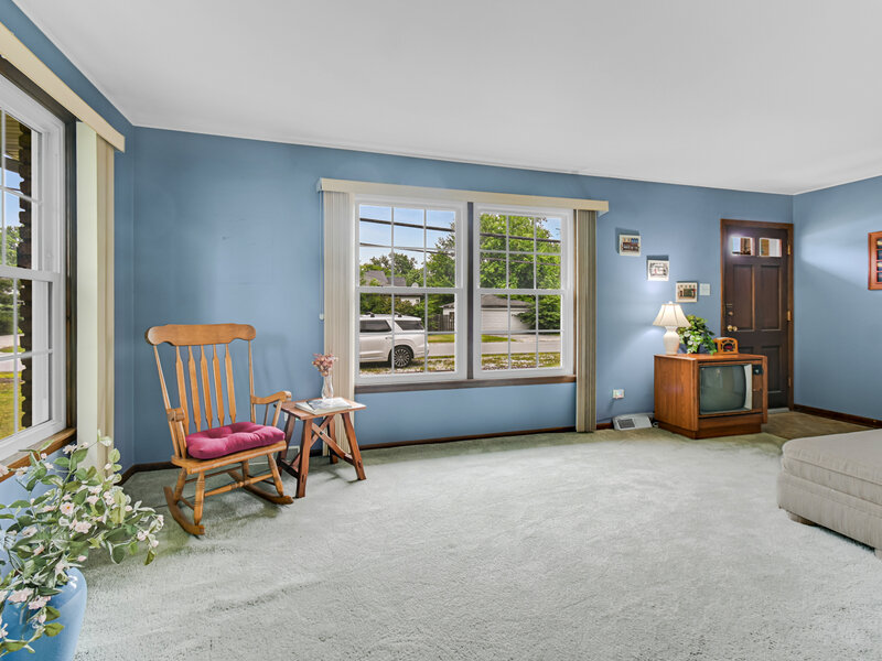 47 N Wabash Avenue Glenwood IL 60425