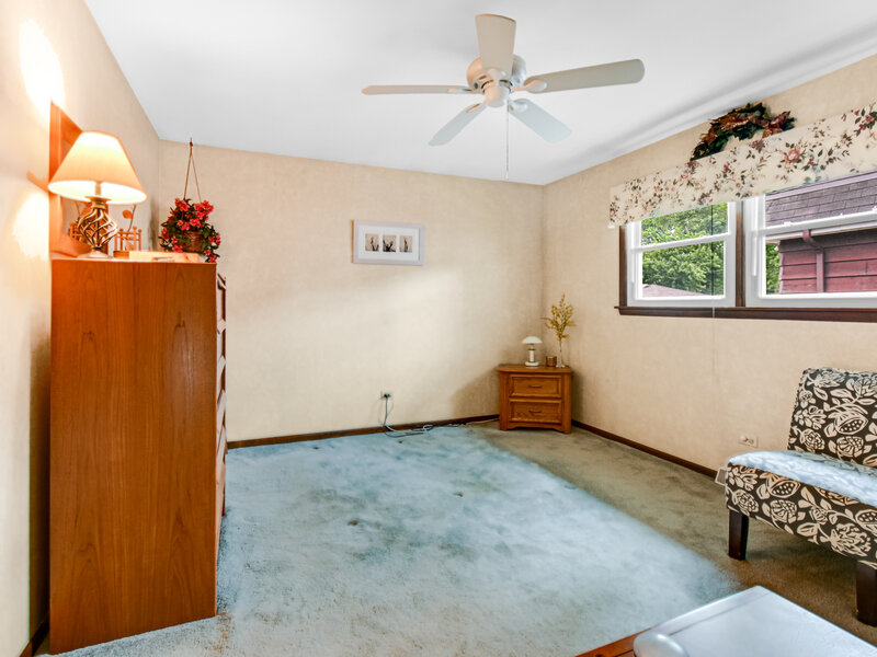 47 N Wabash Avenue Glenwood IL 60425