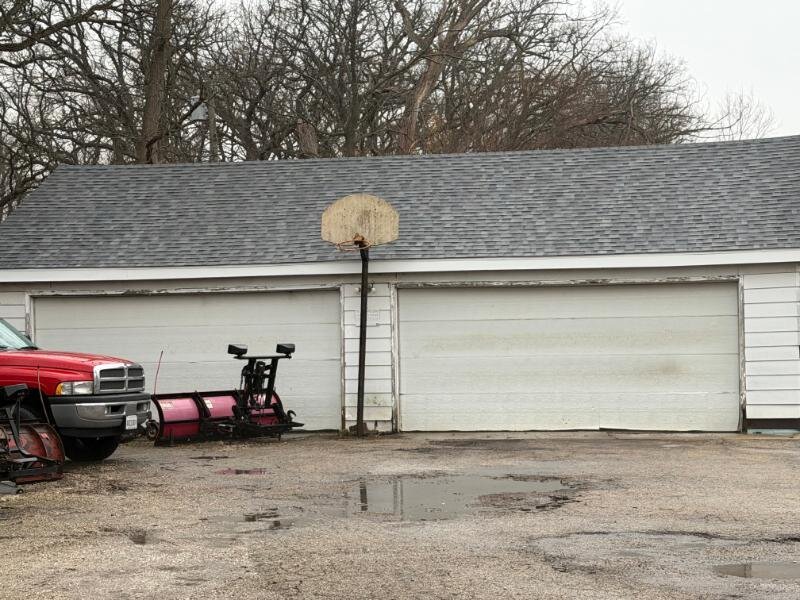 37390 N Dilley's Road Wadsworth IL 60083