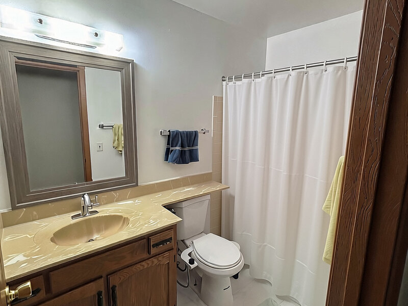 1827 Pebble Beach Circle Elk Grove Village IL 60007
