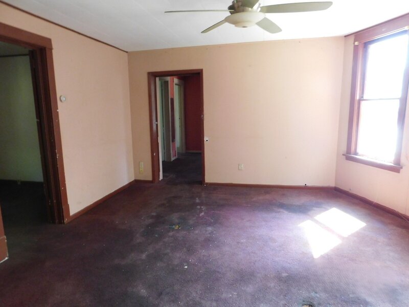 15276 State Street South Holland IL 60473