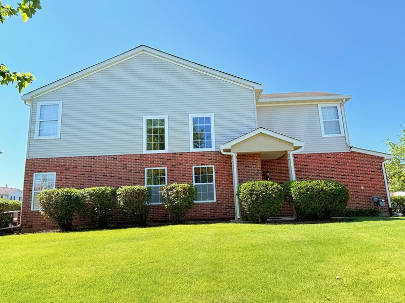 911 Berry Path Trail Matteson IL 60443