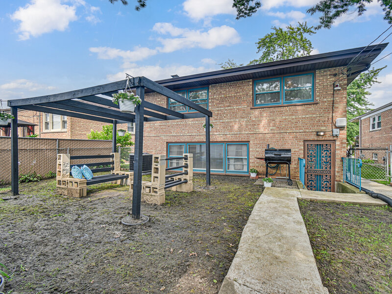 14340 Ingleside Avenue Dolton IL 60419
