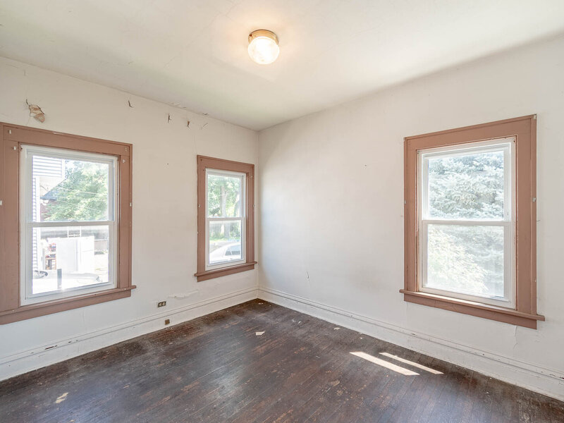 14947 Hamlin Avenue Midlothian IL 60445