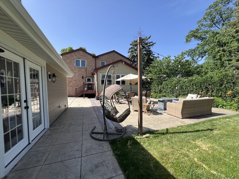 3218 W 97th Street Evergreen Park IL 60805
