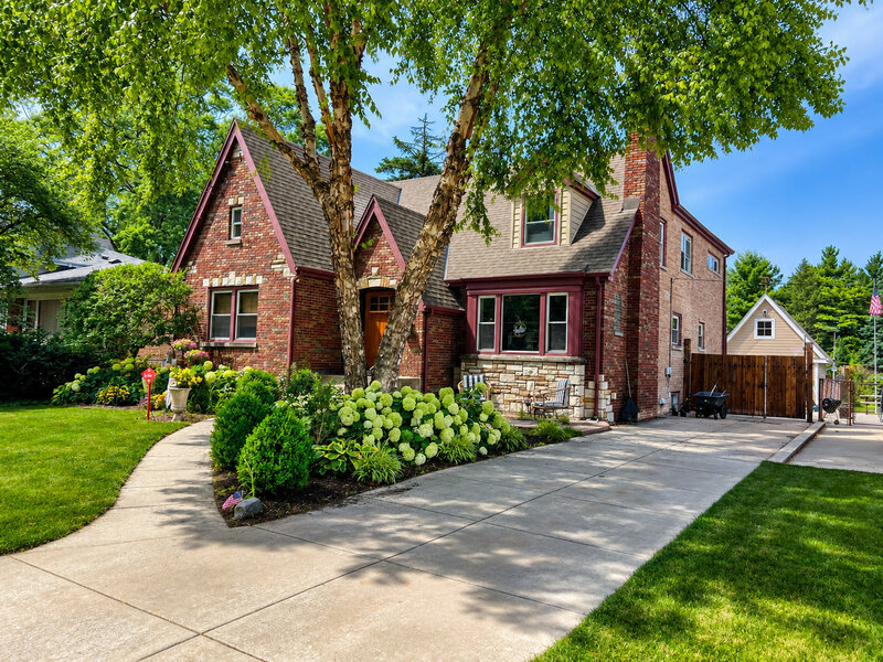 3218 W 97th Street Evergreen Park IL 60805