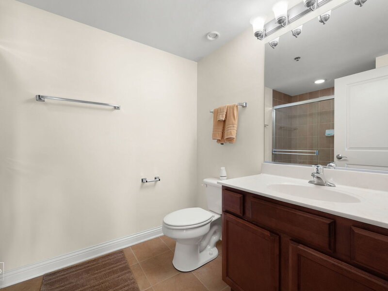 9864 Leland Avenue Schiller Park IL 60176