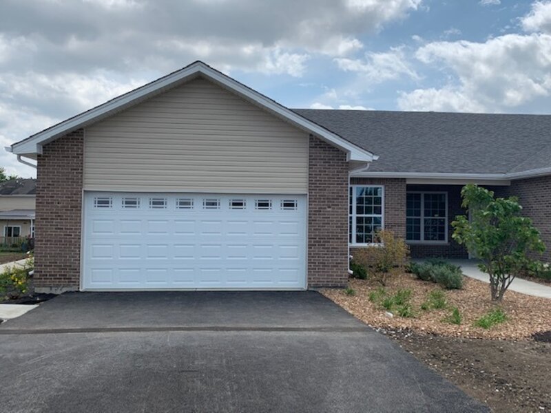 402 Bluebell Drive Bolingbrook IL 60440