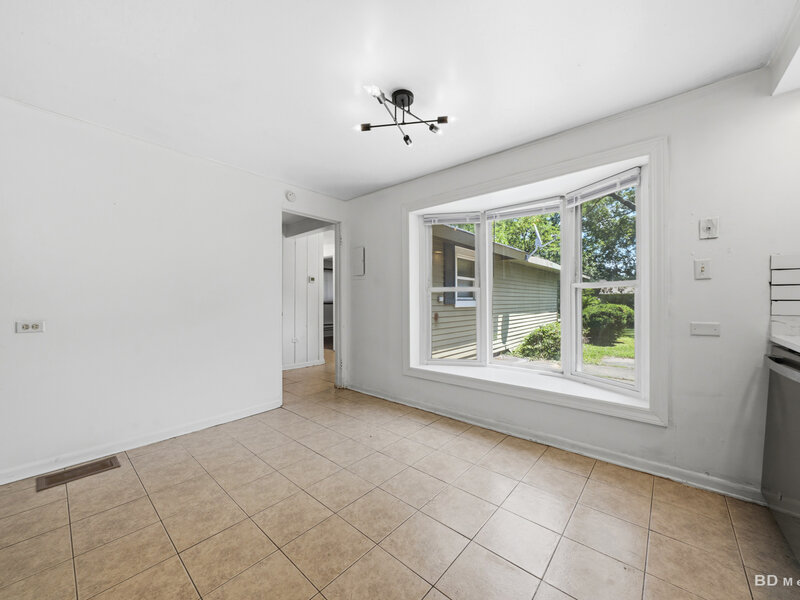 18055 Thomas Lane Country Club Hills IL 60478