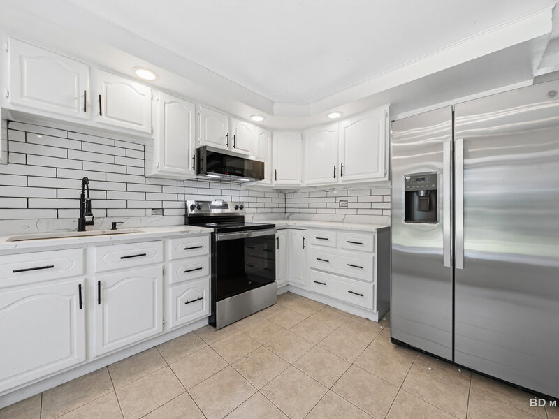 18055 Thomas Lane Country Club Hills IL 60478